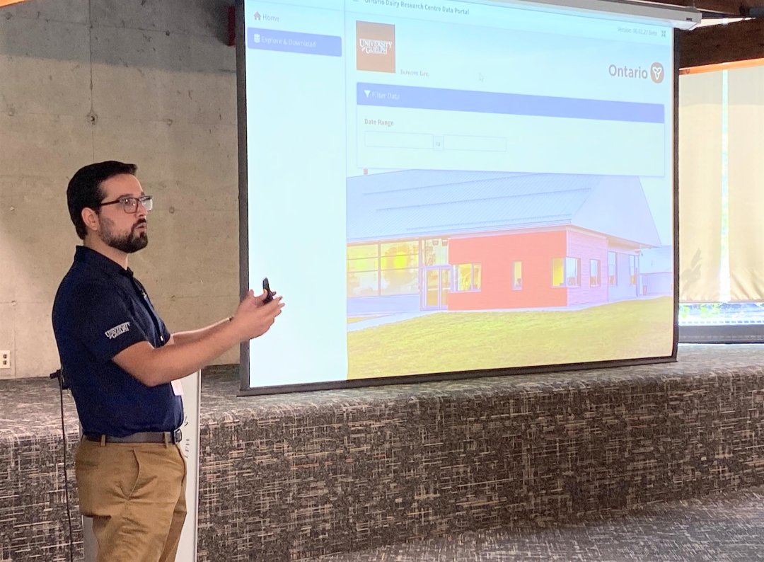 UofG_FfT's tweet photo. Event attendees are learning about the Research Centre Data Portal and new possibilities for data-driven #research from Lucas Alcantara, manager, research centre data at #UofG #ADCSpringLaunch https://t.co/mycNpUaycJ