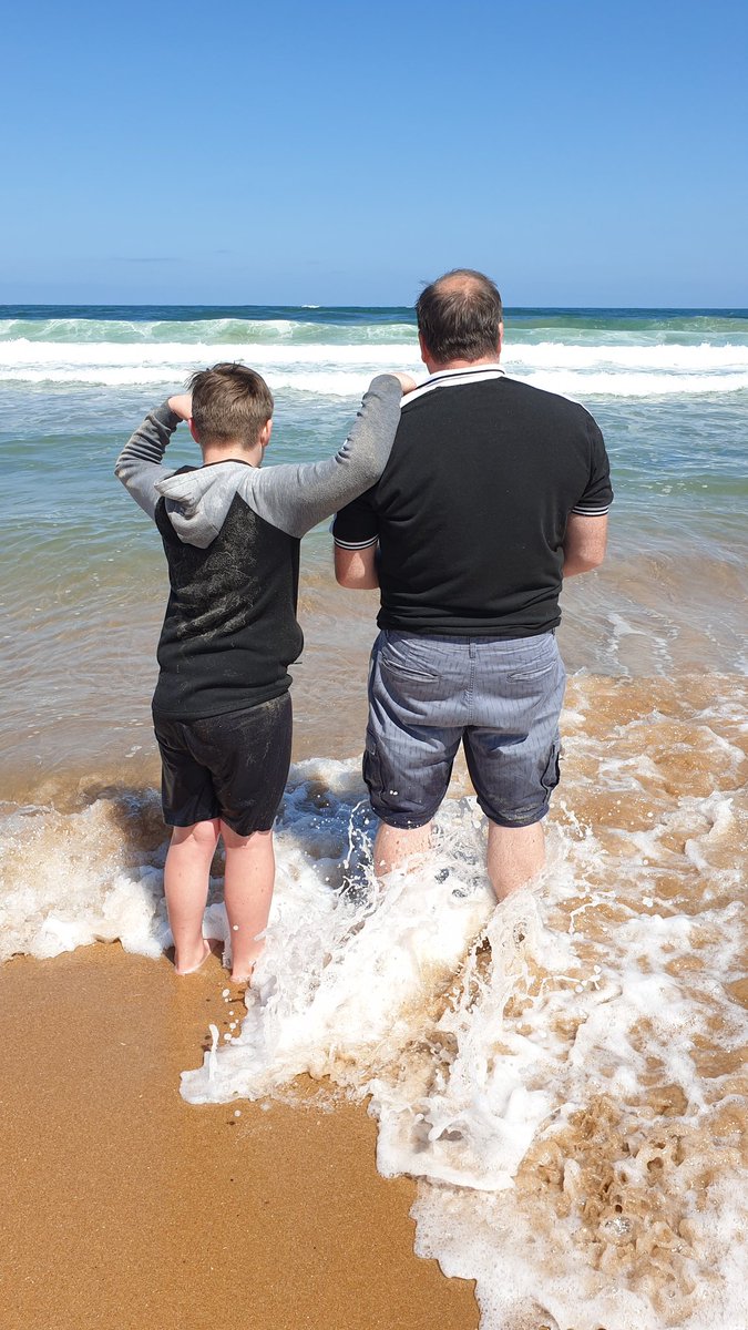 MattDaveWilson's tweet photo. Fantastic day at Embleton Beach with the family 😎 https://t.co/yNilTFgLUD