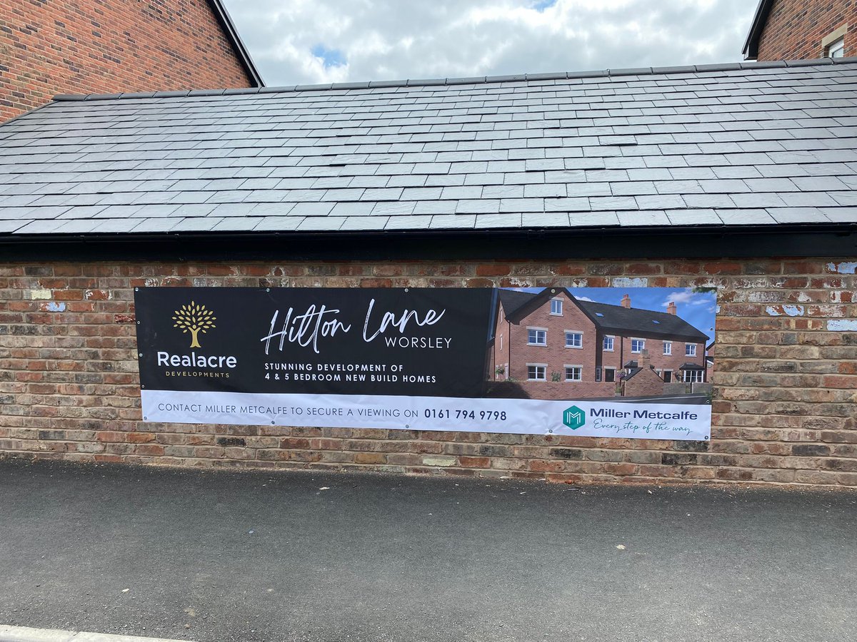 👀Have you spotted our Banner that has gone up across from the new builds on Hilton Lane, Worsley, where we have a stunning development of 4 &amp; 5 bedroom new build homes! If you're interested give us a call on ☎️0161 794 9798 for more info!

#newbuilds #hiltonlane #worsley