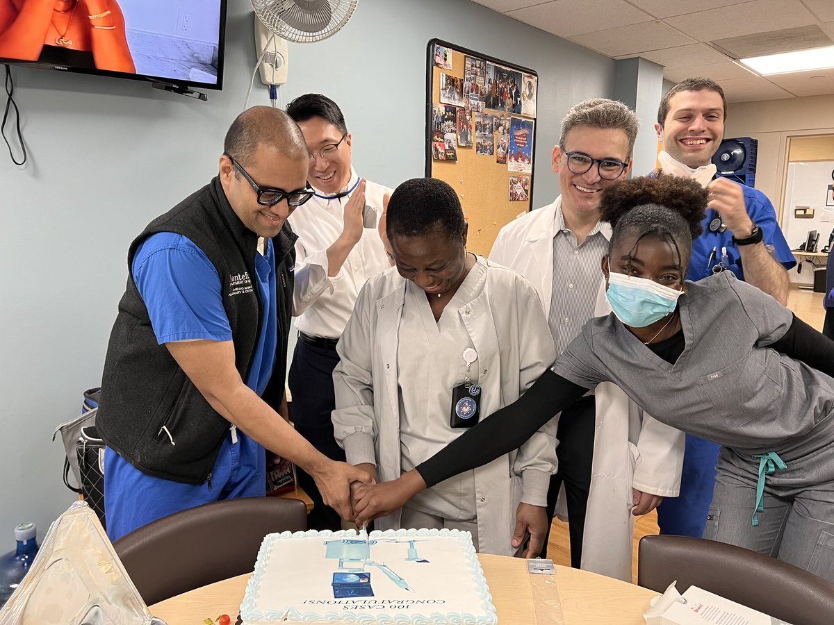 The Monte IP team celebrated our nurses and techs last week after completion of our first 100 Robotic Bronchoscopy procedures. Many thanks to all the people who helped make this a successful program! @MontefioreNYC @EinsteinDeptMed @MontefiorePulm @IntuitiveSurg