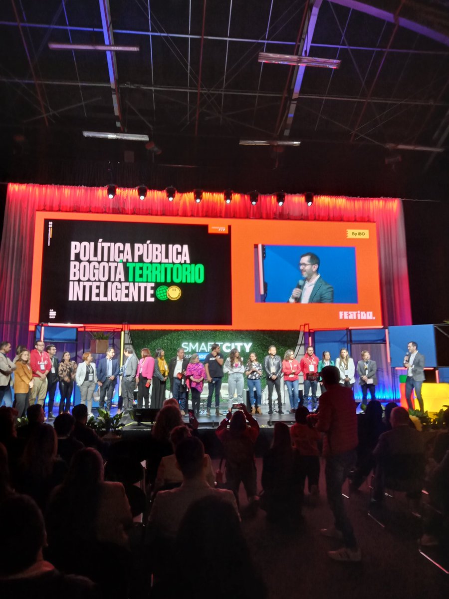 Felicitaciones <a href="/ConsejeriaTIC/">Consejería Distrital de TIC</a> en cabeza de <a href="/IvanMDuran/">Iván Durán</a>, y a todo el equipo de #FestIBO por este gran espacio de participación.

#SCEBOG23