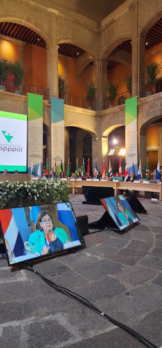 esperanza_py's tweet photo. Encuentro "Pacto progresista global" organizado por @copppal_oficial y @progressive_all. Compartimos reflexiones sobre los procesos políticos en latinoamérica y la necesidad de fortalecer la cooperación y los vinculos entre organizaciones progresistas. https://t.co/VsXwmHT46b