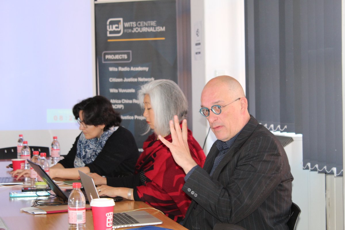 witschinaafrica's tweet photo. Day 2 of the Writing for Impact kicked off with facilitators guiding scholars on how PhD research proposal should be clear, concise and coherent. 

Academics were taken through lessons of presenting news hooks, counterpoints &amp; present logical arguments on their research articles. https://t.co/vsDeJrWYVN