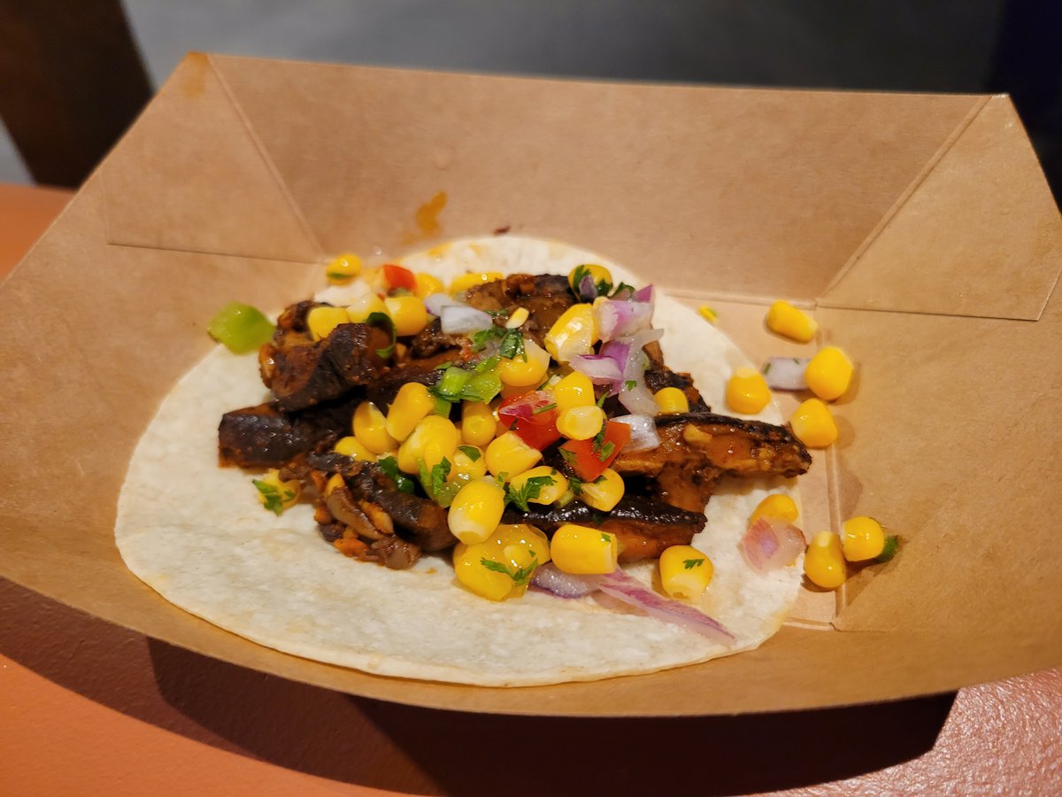 KBFFoodBlog's tweet photo. Oh man, the new tacos from Baja Taqueria inside Fiesta Village at #Knotts are so incredibly tasty!

Summer Nights Menu: https://t.co/AYtbHQnlTu https://t.co/4U89zubFRE