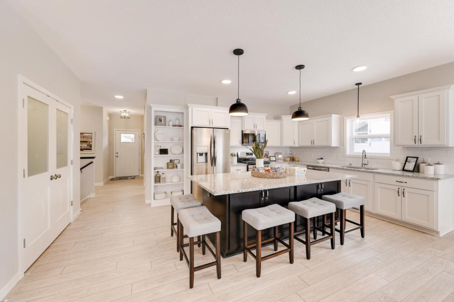 Finally - open the door to a place you and your family will love to call home. #newhome #homesforsale  cpix.me/l/170823409