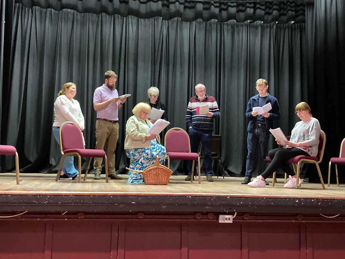 Desborough Players tweet media