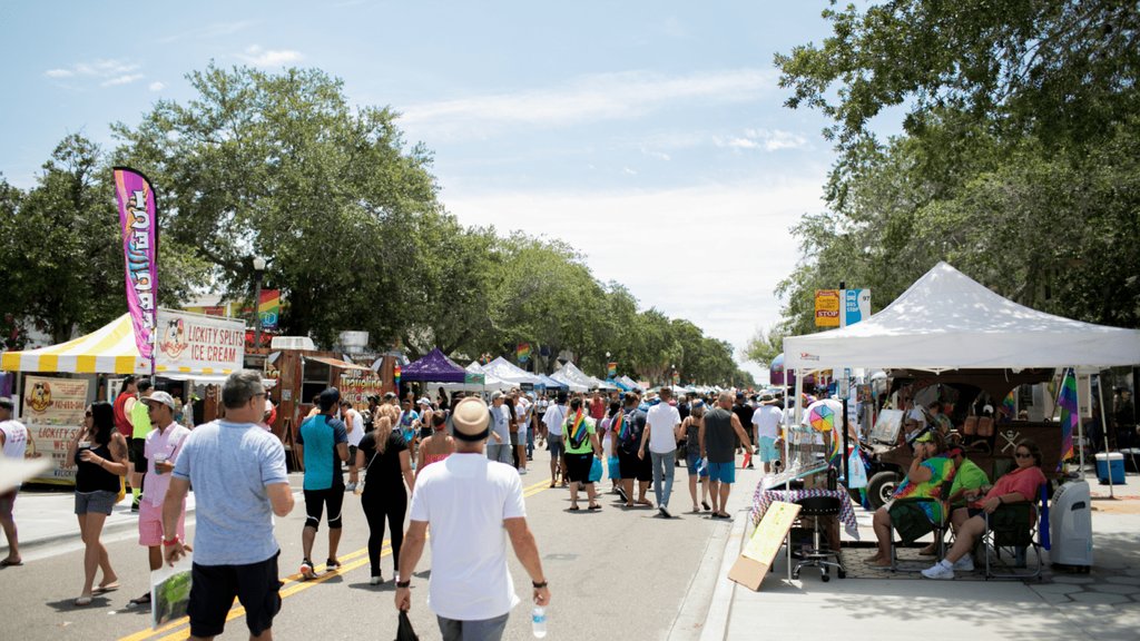 The weekend has arrived, and there is plenty to keep us entertained in St. Pete the next few days!

Check out our full weekend events guide here >> l8r.it/KRwO