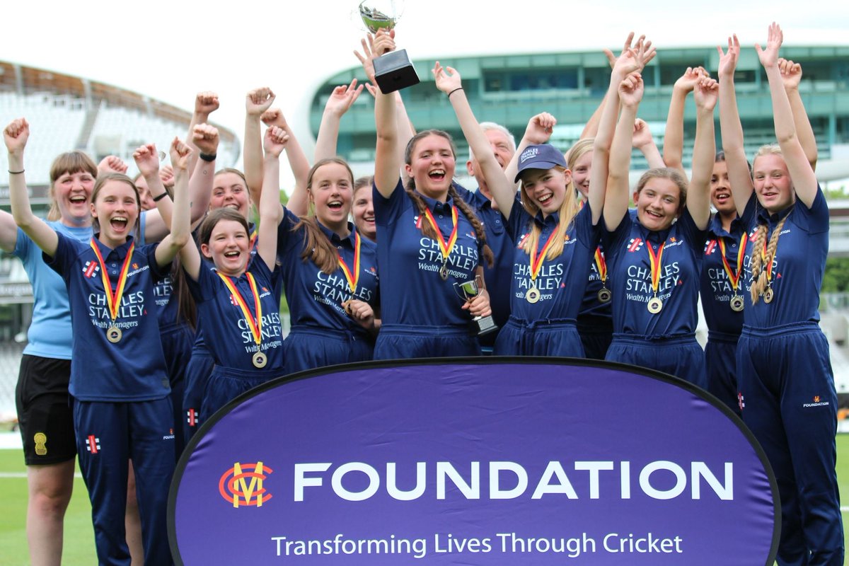 _MCCFoundation's tweet image. “Training at the Hub has been an amazing experience.

&quot;I couldn&apos;t get an opportunity like this anywhere else,” says MCCF Hub participant Amelia.

Want to get involved? Find your nearest Hub here and get in touch 👇

lords-stg.azureedge.net/mediafiles/lor…

#CricketTwitter #MCCFoundation