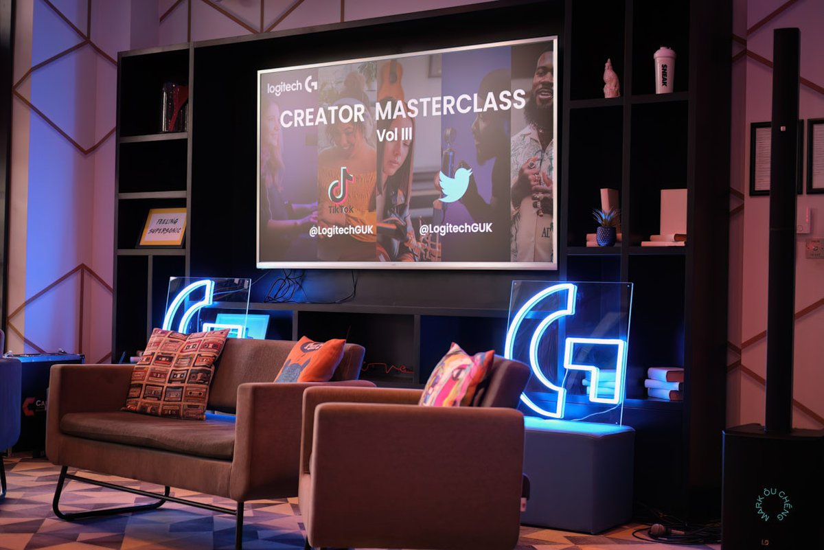 pretendasaurTTV's tweet image. Hey ALL! The photos from the last @LogitechGUK #CreatorMasterclass are here!! Please share, tag, download and post your favs.

Thanks again for having me and I hope you all found it as valuable as I did.

photos.app.goo.gl/DPo1f8fURJ9pcv…