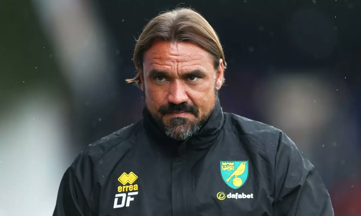 B. M'Gladbach, teknik direktör Daniel Farke ile yollarını ayırdı.