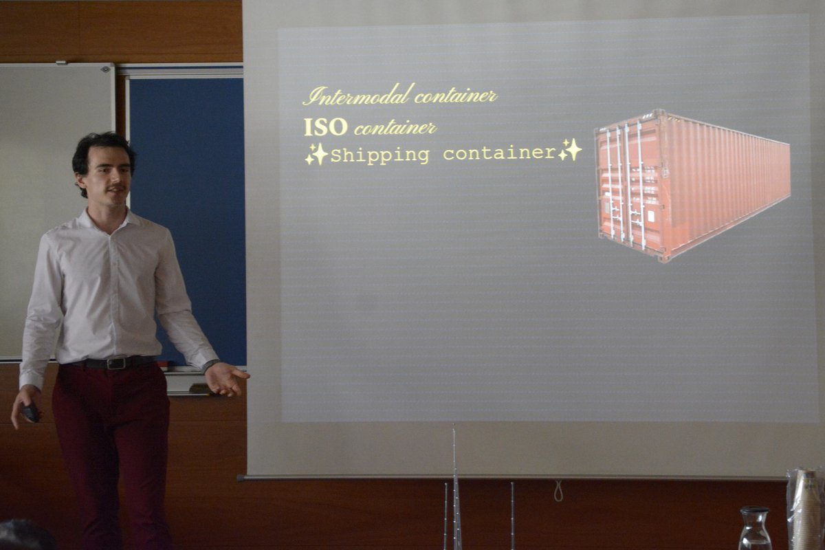 CVC_UAB's tweet photo. Today, we celebrated our 1st #CVCRD Junior edition! Our bachelor, master students and interns showcased the results of their research projects at this inspiring half-day workshop!

🎉Congrats to all participants for their hard work!

Read the abstracts👇
https://t.co/RYvP9g5fKh https://t.co/Gum35mlvbp