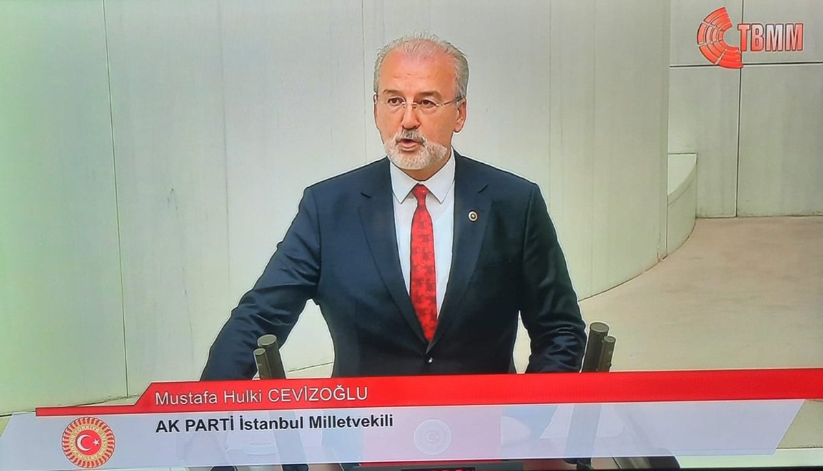 "..... BÜYÜK TÜRK MİLLETİ ÖNÜNDE..." YEMİN ETTİM.
HAYIRLI OLSUN. 🇹🇷🇹🇷🇹🇷🇹🇷🇹🇷🇹🇷