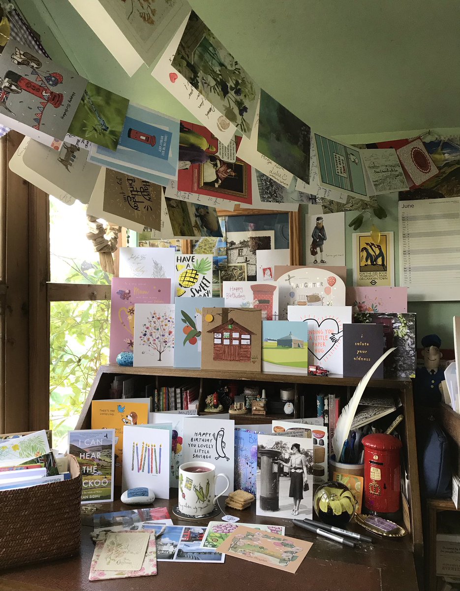 letterappsoc's tweet photo. This monthโs word: festooned! Thank you with all my heart for all of this! Let the thank you letters commence! #LetterWritingShed ๐ฅฐโ๏ธ๐ https://t.co/hjhmEv4Tkv