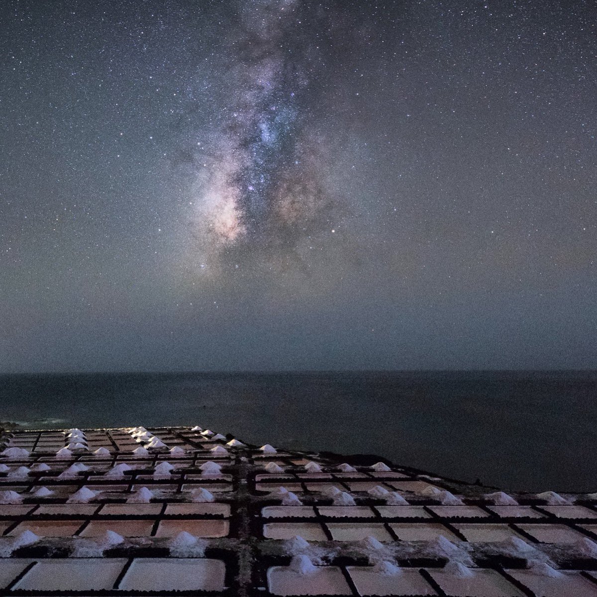 🇬🇧 Look up and enjoy the views, 🤩 La Palma will not only captivate you with its terrestrial landscapes but also with the beauty of its sky.🌠

When you gaze at La Palma at night, you will understand why we are a Starlight Destination.🌟

#VisitLaPalma #LaPalmaLaIslaBonita