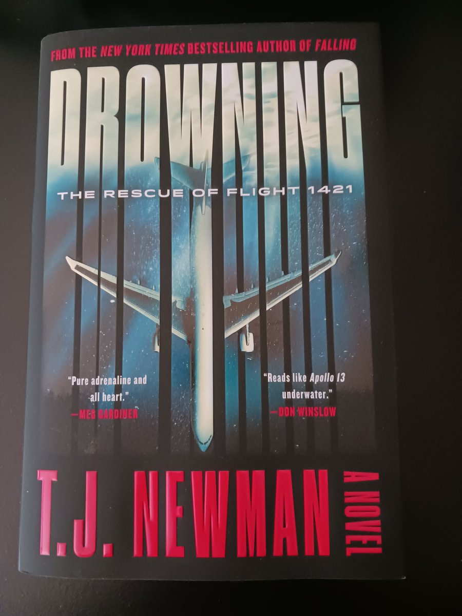 First book I read in two years. 

#TJNewman #books #DrowningTheRescueOfFlight1421 #Drowning #Readers