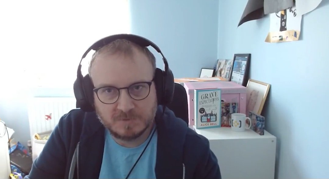 James_Batchelor's tweet photo. Love the subtle product placement,@VGTomO. Guessing you agree, @ABeeWords? https://t.co/I8opNAxlRV
