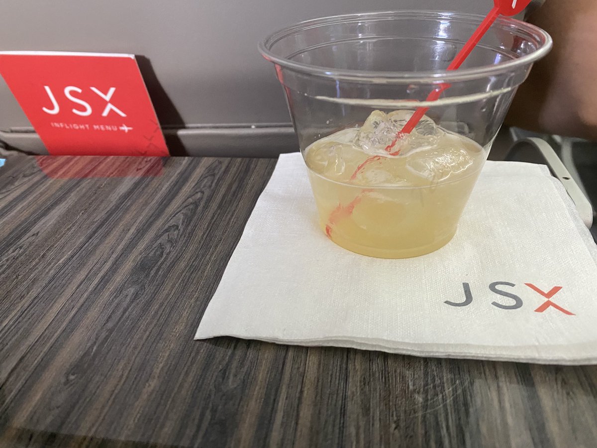 virdells's tweet image. ⁦@flyjsx⁩ The Zing Zang Mango Margarita is highly recommended from this flyer, enjoy!