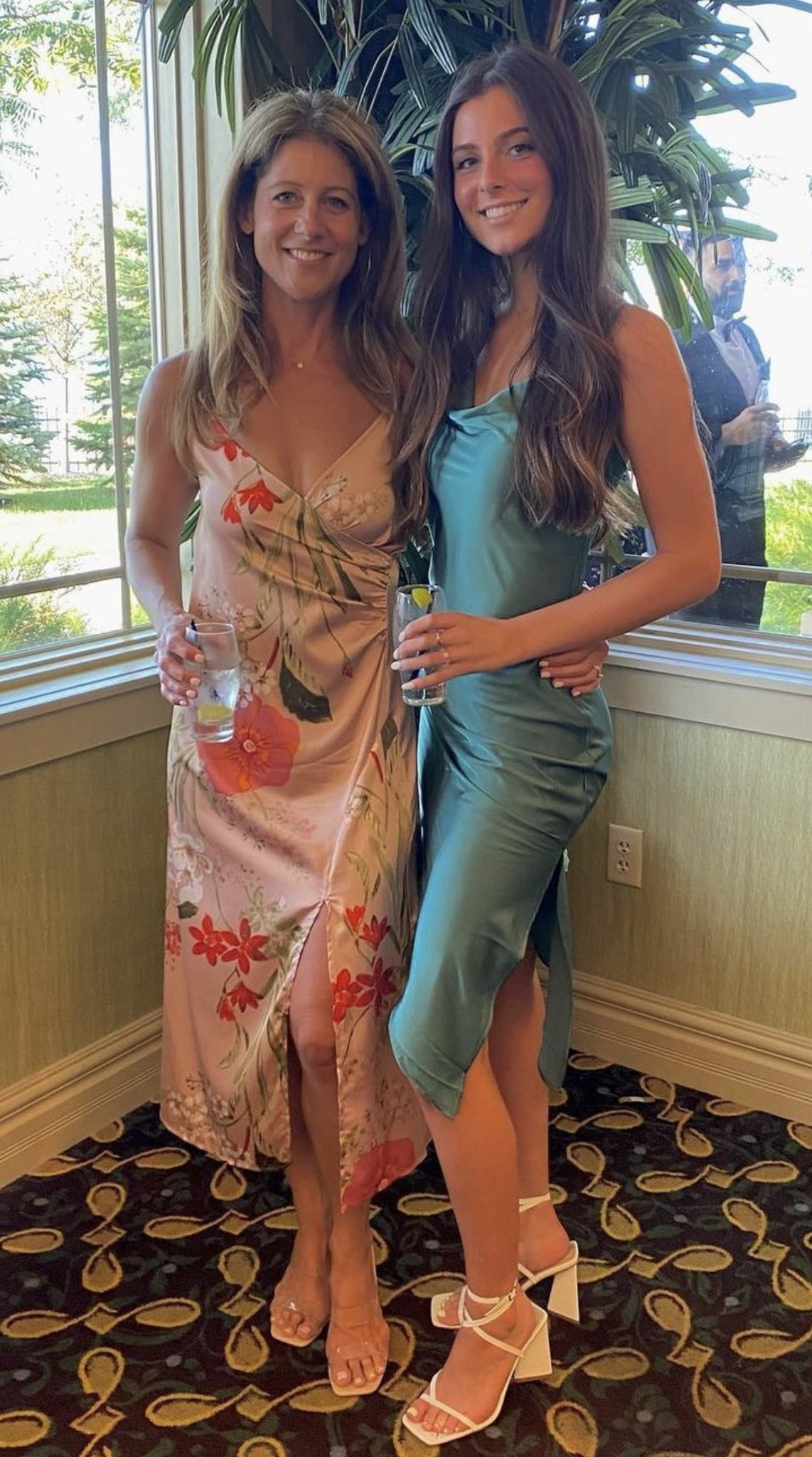 mother daughter sexy 