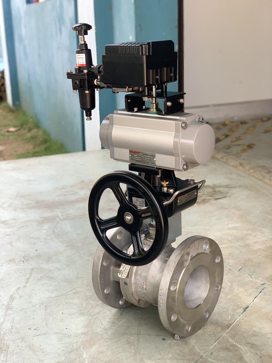 Pneumatic actuator with positioner and manual override 
#valve #actuator #valveautomation #gearbox #ballvalve #butterflyvalve #automation