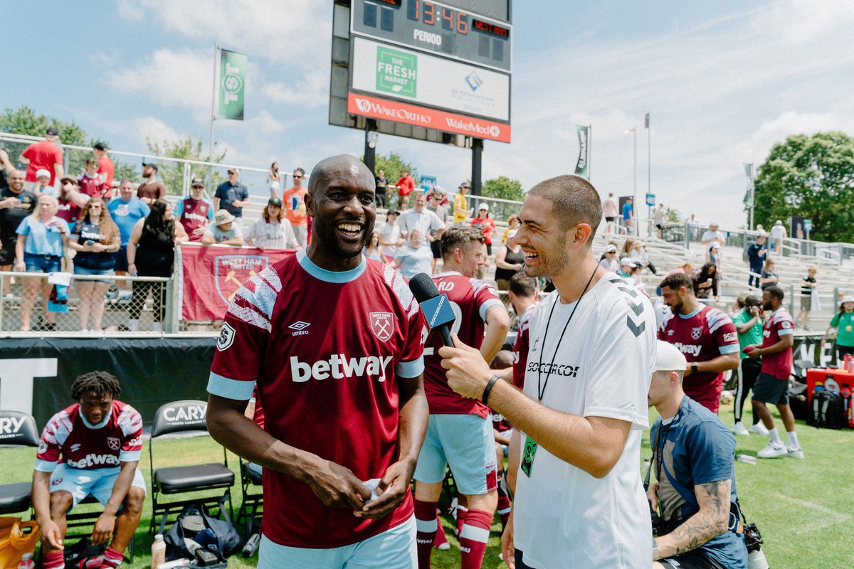 soccerdotcom's tweet image. Absolute scenes @WestHam ⚒️🫧