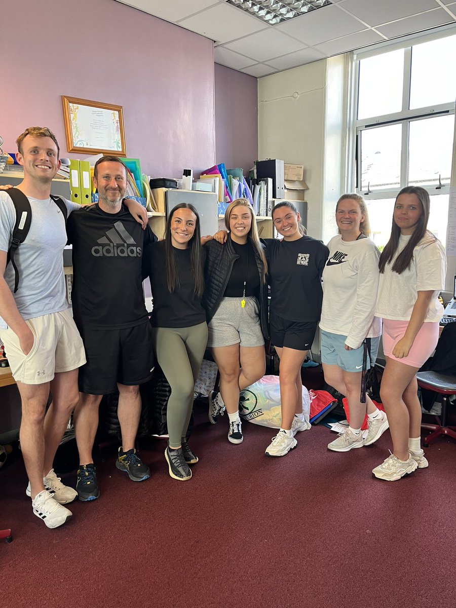 2nd Year Placement✅💪🏽 Thank you so much to <a href="/StRochsPEHWB1/">St Roch’s PE & HWB</a> for all of the support over the past 6 weeks!!! The best team🤸‍♂️💕