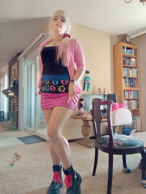 It's officially my birthday month!!! https://t.co/jqN4hPReiS or Cashapp/Venmo @smallqueenalice treat<a href="/tag/birthdaymonth"class="tags"><span>#birthdaymonth</span></a><a href="/tag/altgirl"class="tags"><span>#altgirl</span></a><a href="/tag/egirl"class="tags"><span>#egirl</span></a>