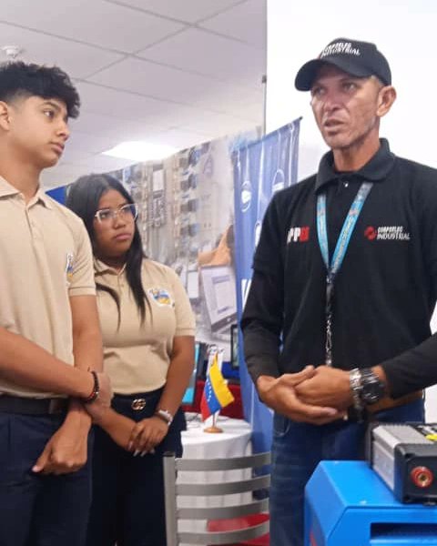 #02Junio Nuestros Bachilleres del municipio Carirubana, el día de hoy tienen la oportunidad conocer las diferentes carreras universitarias disponibles en el Sistema Nacional de Ingreso gracias a la "Expoferia Oportunidades de Estudios Universitarios 2023".
<a href="/_LaAvanzadora/">Yelitze Santaella</a>