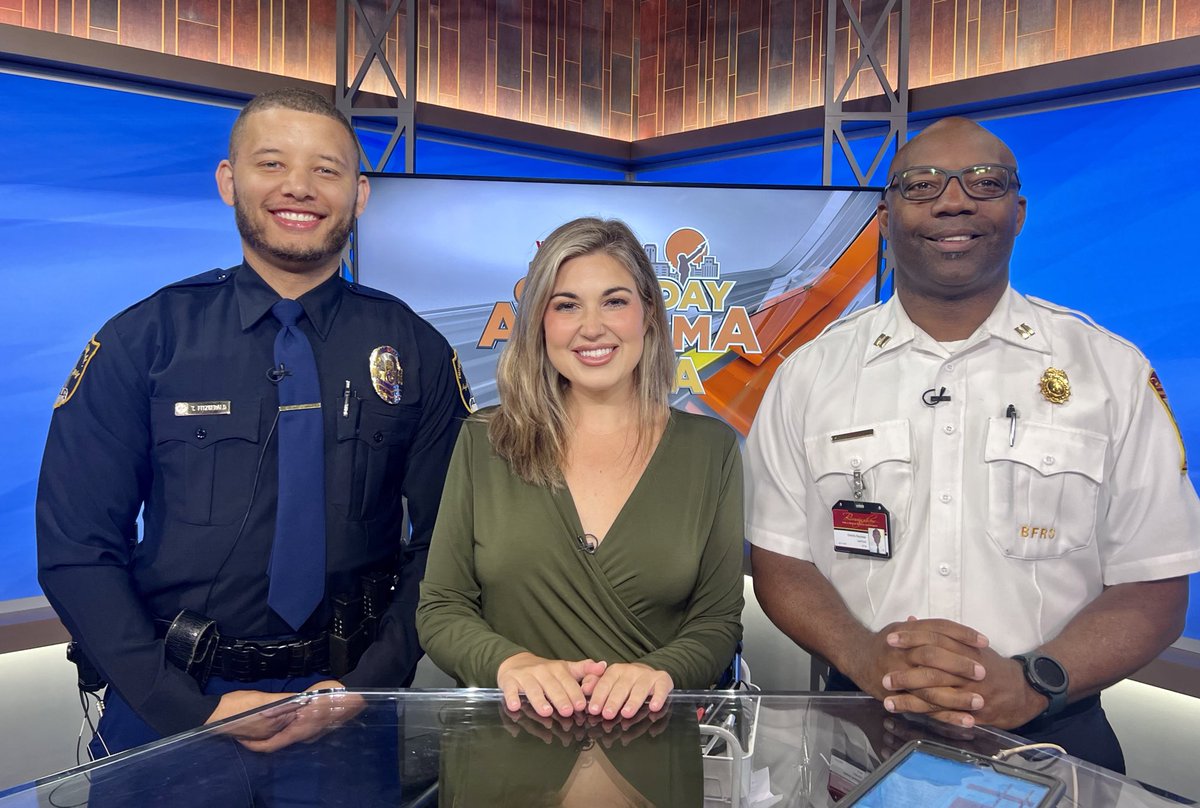 Don’t miss the <a href="/BhamPolice/">Bhampolice</a> vs <a href="/bhamfirerescue/">Birmingham Fire & Rescue Service (BFRS)</a> dodge ball game during halftime at Saturday’s <a href="/USFLStallions/">Birmingham Stallions</a> game!! 

Buy a special ticket from the link on their social pages to help out <a href="/ToysForTots_USA/">Toys for Tots</a> and <a href="/MakeAWish/">Make-A-Wish America</a> 💙❤️.