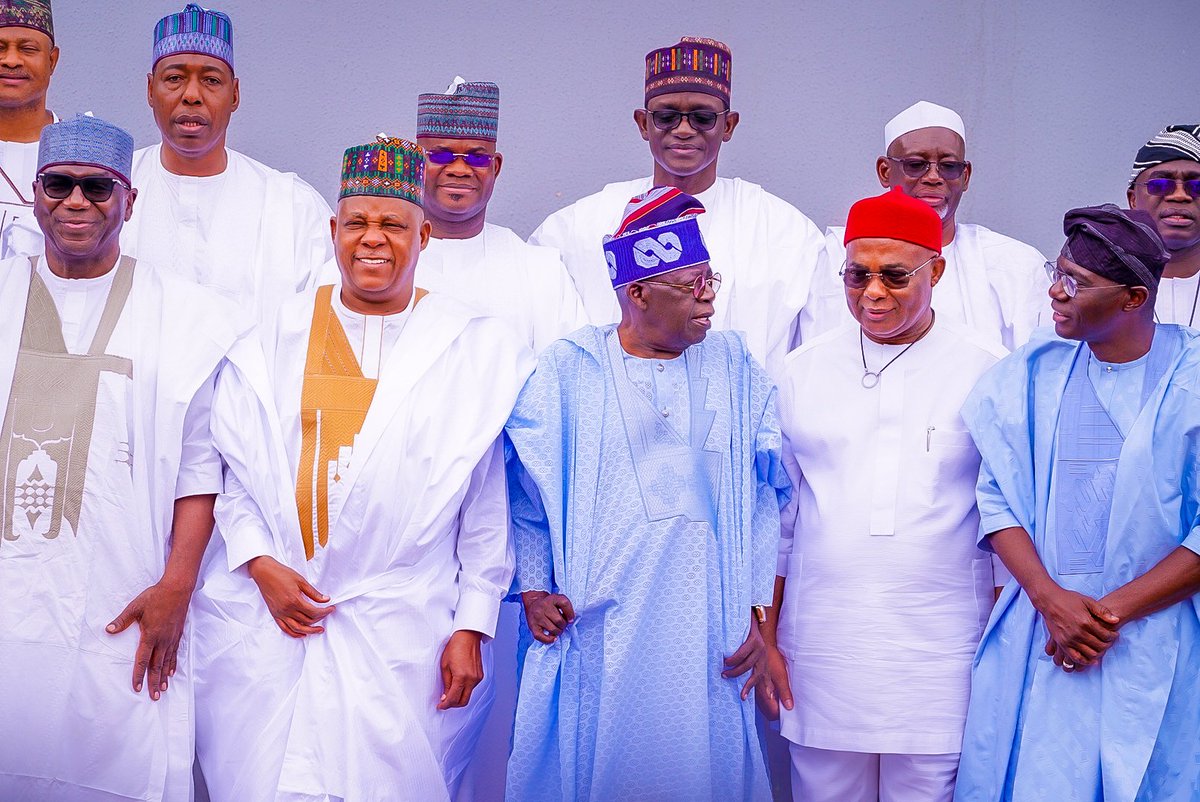bbchausa's tweet photo. Abin da aka tattauna a taron Tinubu da gwamnonin Jam’iyyar APC

Ƙarin bayani: https://t.co/Bu4szL2LM8 https://t.co/eTi1GADsub