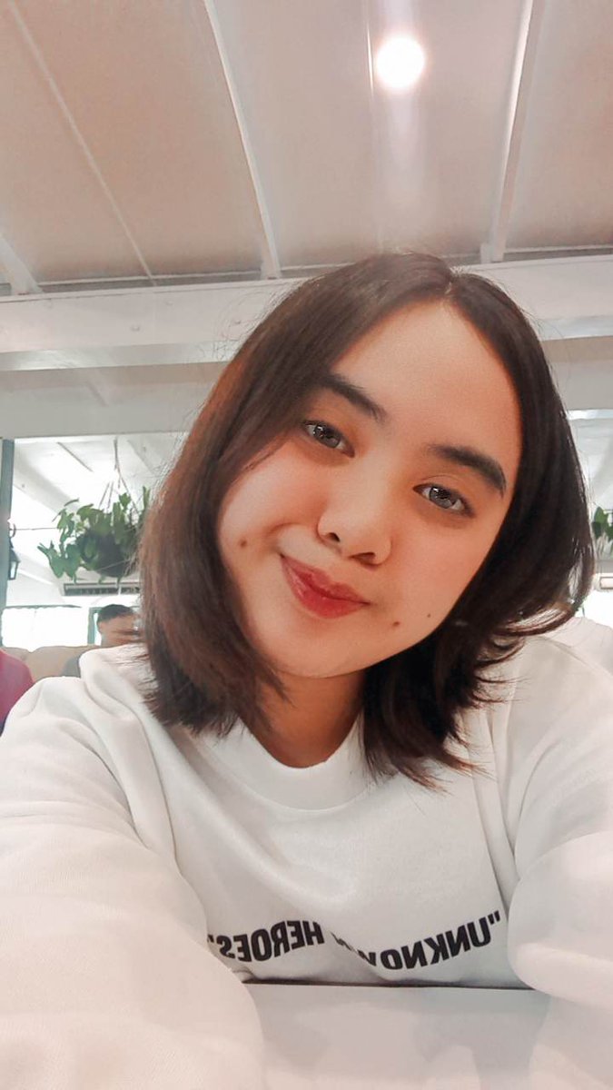 MGS_Sandoval's tweet photo. @ehrmmkay Flex ko lang po yung napakaganda kong girlfriend 💙 https://t.co/W1qaNRyxby