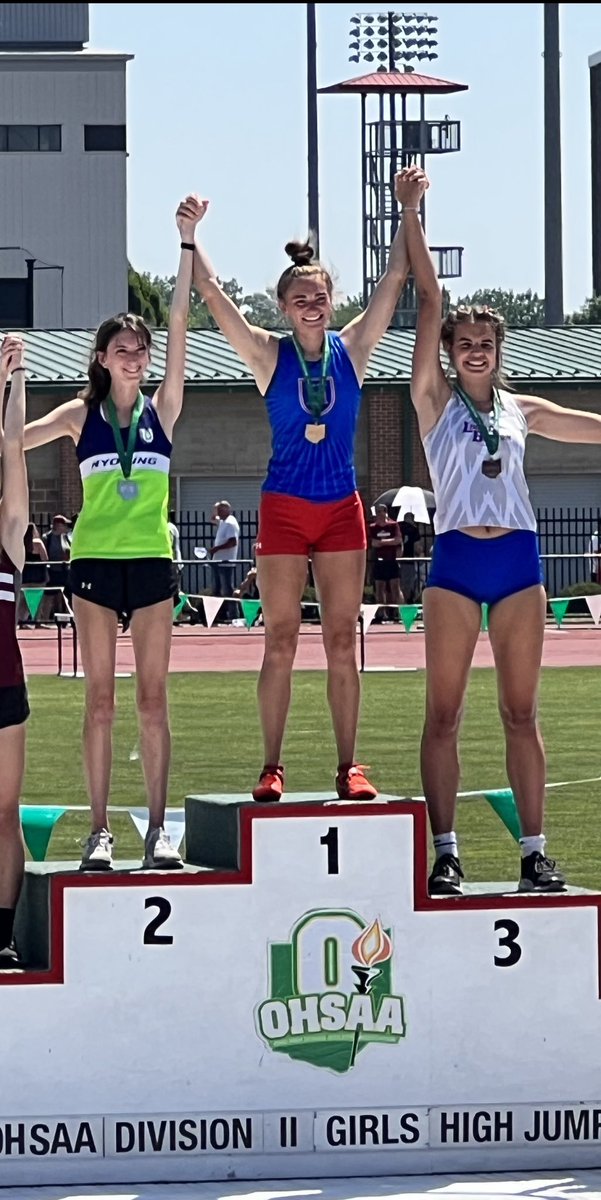 HLSD_AD's tweet image. Congratulations to @jettaetta on winning a D2 State Championship in the High Jump!  She won with a State Record jump of 5’10 3/4”.  #GoScots @McMotorsport @OHMileSplit @CBUSsportsLocal @hlsdsports @moacsports @scotsection_20 @SportsMCS