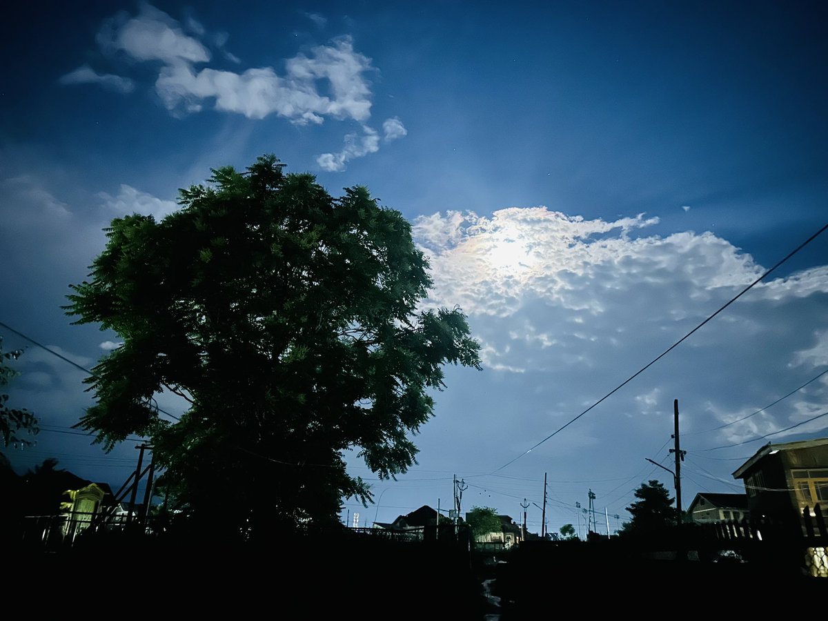 Er_Bilal_changa's tweet image. "After all the terrible storms, it's such a relief to finally have good weather. Let's take a moment to appreciate the sunshine, the clear skies, and the beauty of nature. #GoodWeather #StormsOver"