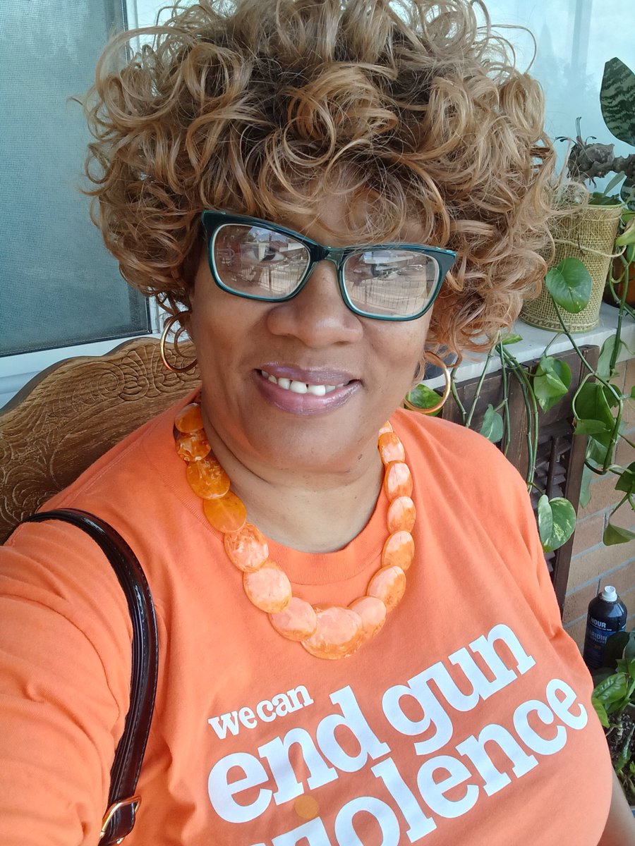 #Wear orange rally ready in cape girardeau MO #endgunviolence @LaWashingtonMo @MomsDemand 🧡🧡🧡🧡🧡🧡🧡