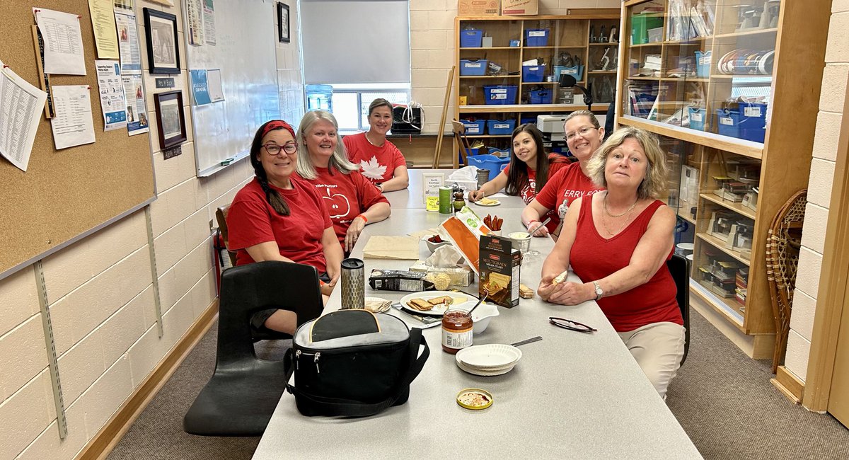 Teachers gather united with their union. #ETFO #onted #RedForEd #RedforAccessAbility #TellTheMinister #AMETFO