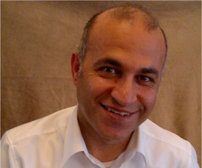 After campaigning with their families for years, I’m so happy that Austrian citizens held hostage in #Iran, Kamran Ghaderi and Massud Mossaheb have been freed and are about to be reunited with their families in Vienna.

So happy for <a href="/FreekamranG/">FreeKamran Ghaderi</a> <a href="/harika_ghaderi/">Harika Ghaderi #FreeKamranGhaderi</a> <a href="/FreeMassud/">Free Massud</a>