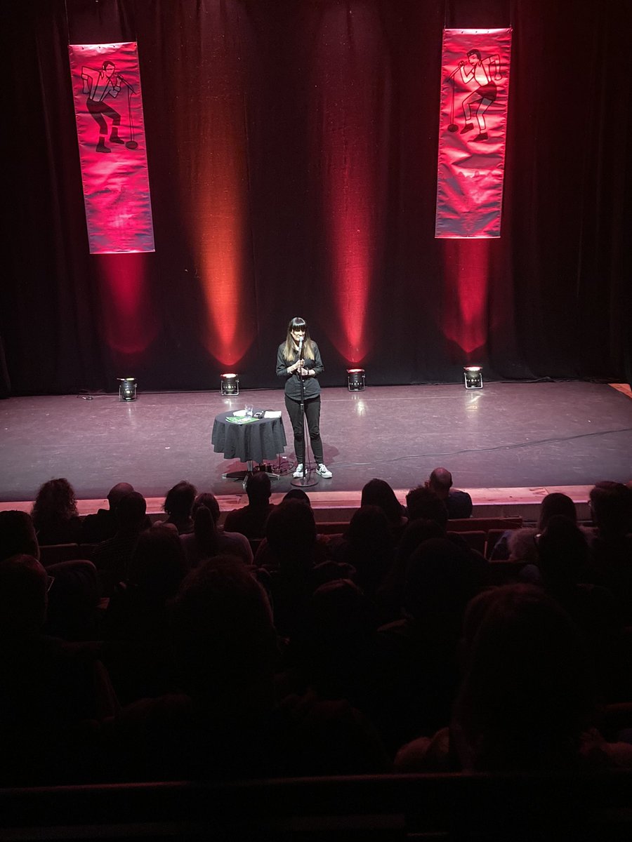 Mary Bourke on stage <a href="/CambJunction/">Cambridge Junction</a> …  <a href="/reginalddhunter/">Reginald D Hunter</a> on stage at 9.30pm - tickets still available online or on the door>>>

junction.co.uk/events/comedy-…