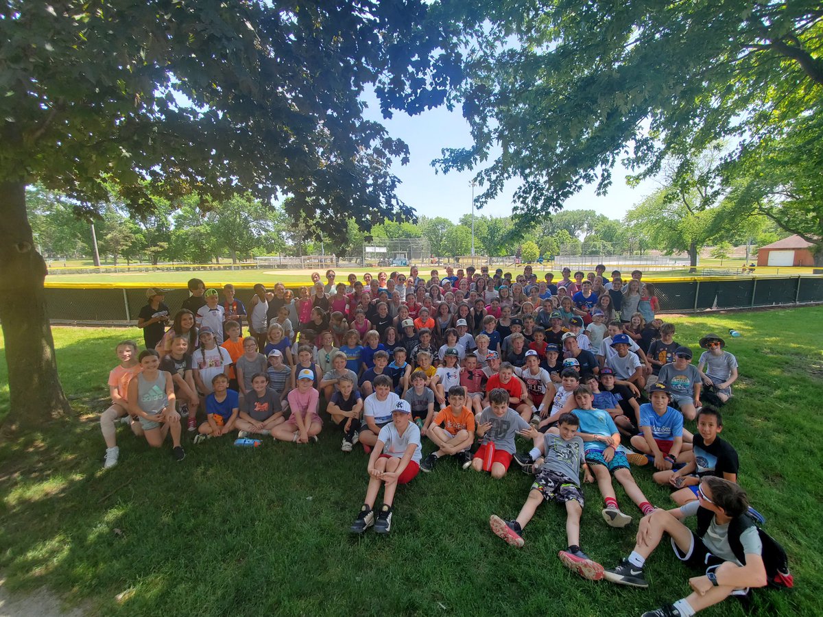 FieldParkPE's tweet photo. We had some fun with our 5th graders today.  Good luck at McClure! @wssd101 https://t.co/GT8suWEVzG