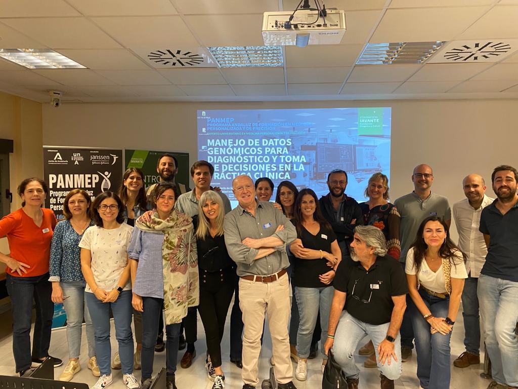 Manuel Romero-Gómez (@mromerogomez) on Twitter photo Impresionante Módulo de interpretación de datos genómicos en práctica clínica #PANMEP2Ed Coordinado x <a href="/xdopazo/">Joaquin Dopazo</a> El arte de mezclar datos e inferir resultados para buscar claves ocultas. Brillante elenco de Profesores! <a href="/IAVANTE_FPS/">IAVANTE FPS</a> <a href="/MJOSESERRANO19/">M JOSE SERRANO Lab (LB&Cancer Interception group)</a> <a href="/EnriquedeAlava/">Enrique de Álava</a> <a href="/mjsanchezperez/">maria jose sanchez</a> Impresionante Módulo de interpretación de datos genómicos en práctica clínica #PANMEP2Ed Coordinado x <a href="/xdopazo/">Joaquin Dopazo</a> El arte de mezclar datos e inferir resultados para buscar claves ocultas. Brillante elenco de Profesores! <a href="/IAVANTE_FPS/">IAVANTE FPS</a> <a href="/MJOSESERRANO19/">M JOSE SERRANO Lab (LB&Cancer Interception group)</a> <a href="/EnriquedeAlava/">Enrique de Álava</a> <a href="/mjsanchezperez/">maria jose sanchez</a>