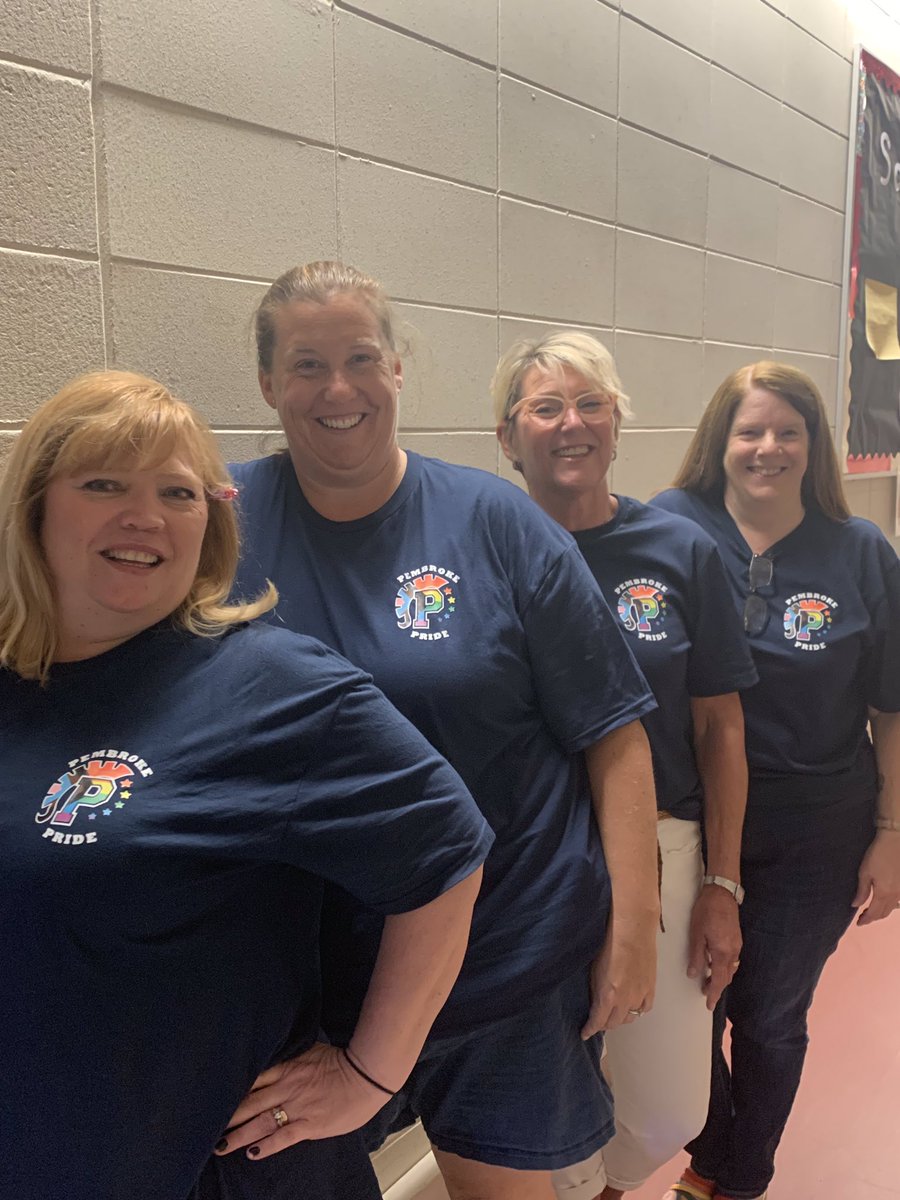 titans_saga's tweet photo. Today both PHS and PCMS participated in Pride Day in honor of Pride month. Thank you for supporting our LGBTQ students! 🏳️‍🌈🏳️‍⚧️@PemSch_news https://t.co/9pv4EWvkjl