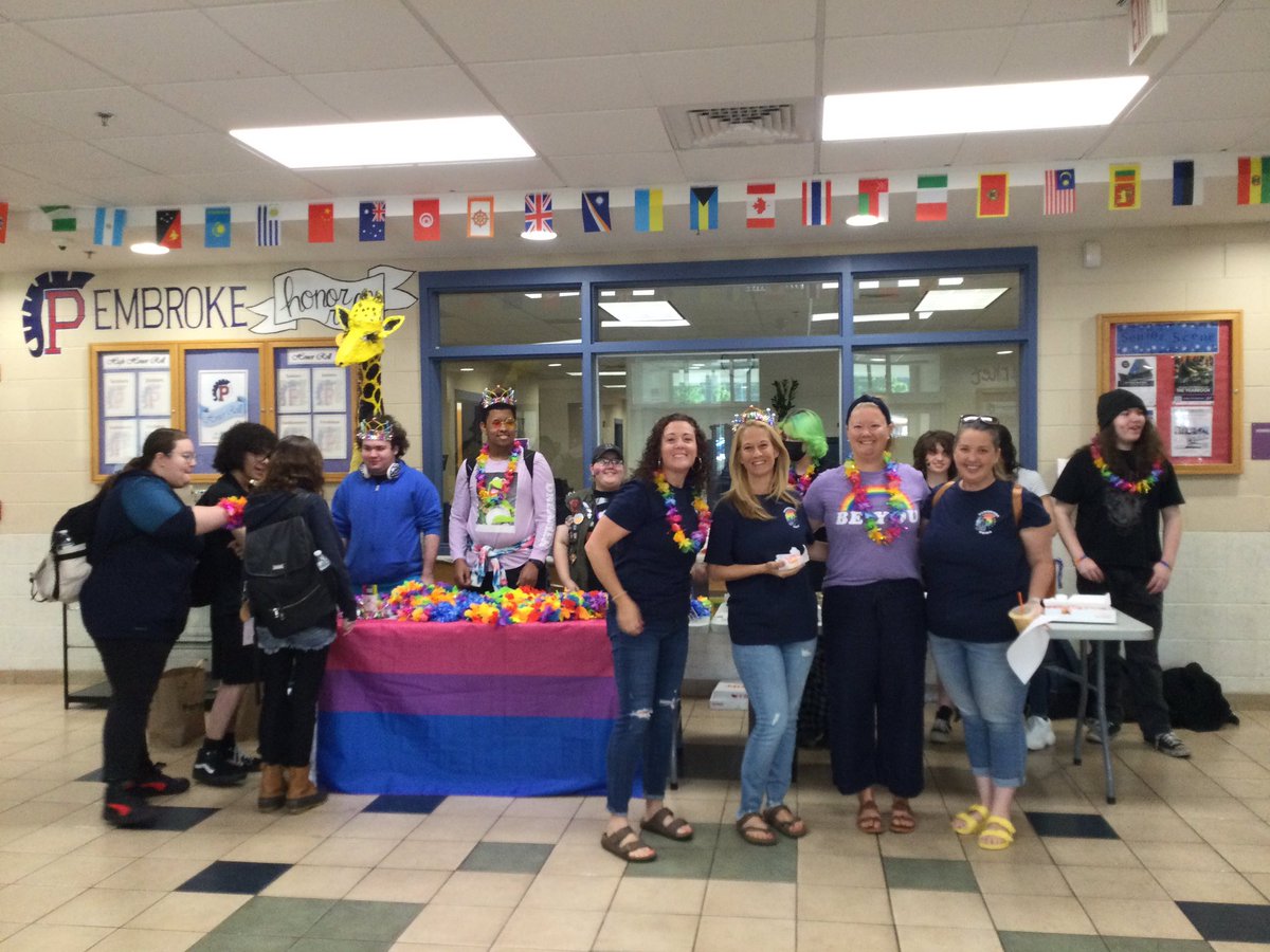 titans_saga's tweet photo. Today both PHS and PCMS participated in Pride Day in honor of Pride month. Thank you for supporting our LGBTQ students! 🏳️‍🌈🏳️‍⚧️@PemSch_news https://t.co/9pv4EWvkjl