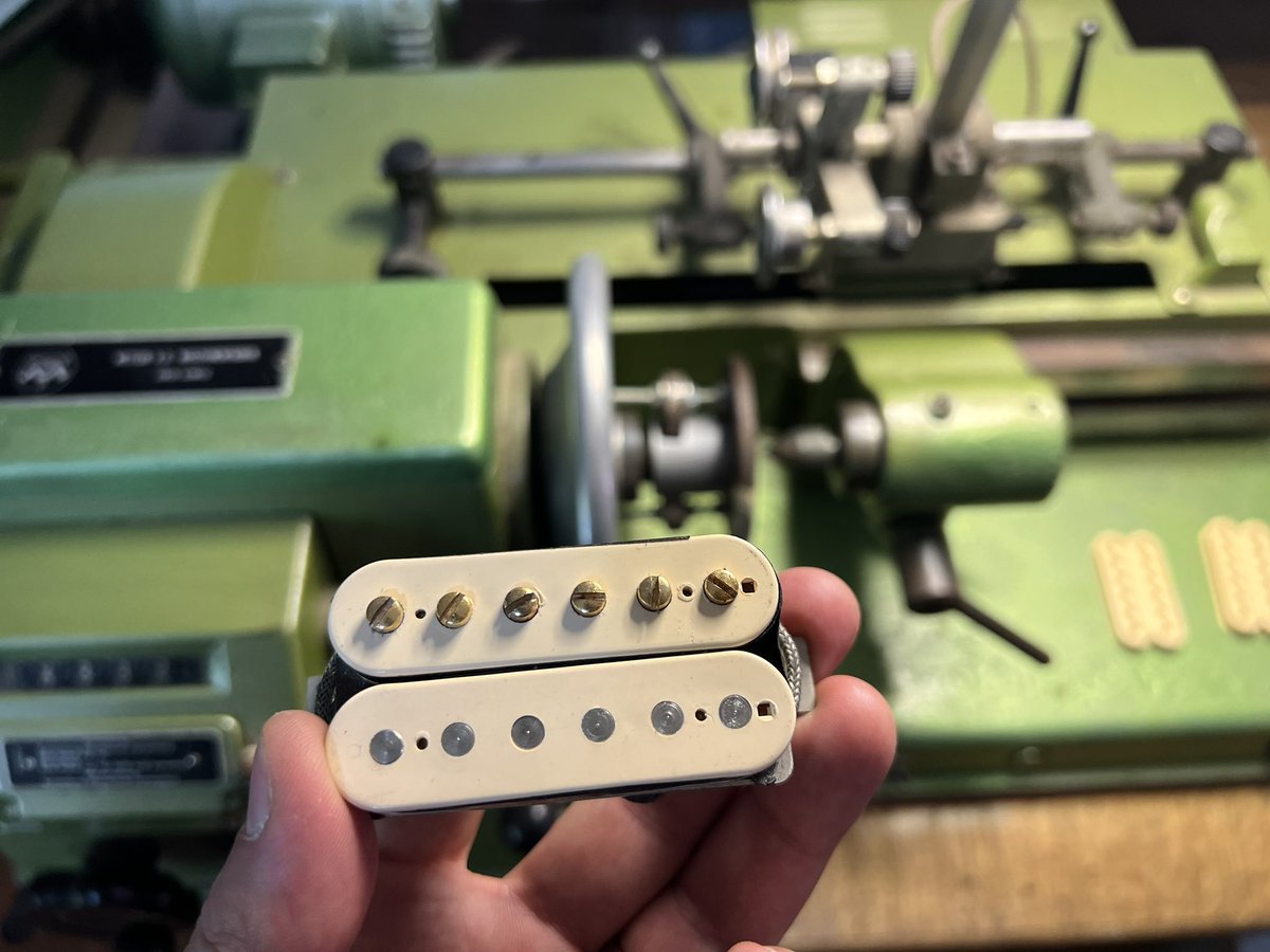 wizzpickups1's tweet photo. This 1959 real PAF pickup in (most desirable) double cream bobbin color will be replicated on same exact winding machine model that was used to wind real PAF pickup coils in 1950s. 

#pafpickups #wizzpickups #1959burst #gibson #lespaul #replica #premiumclone https://t.co/tR5v6HOtgM