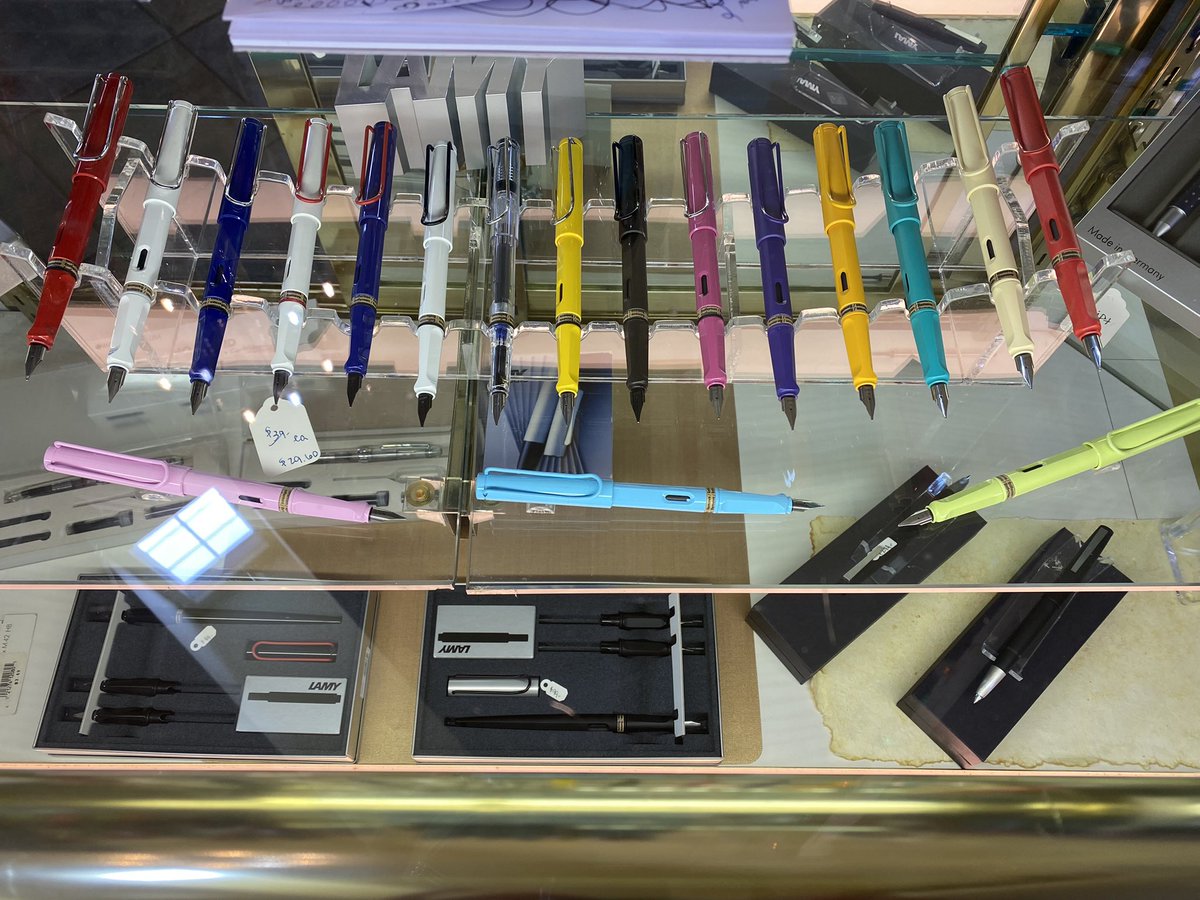 The Lamy Safari comes in all the colors of the rainbow, and then some! Come get a little ray of sunshine here today!  penloversparadise.com/?s=Lamy+Safari… #penloversparadise #pens #lamysafari #fountainpens #writinginstruments #shoplocal #ShopSmall #nomasks #nibs