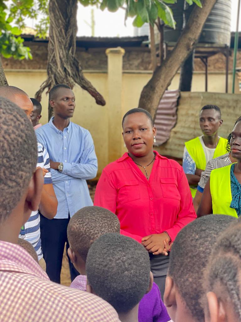 achiengemmily's tweet photo. Small acts when mutiplied by millions of people , can transform the world, all we have to do is to wake up and change. Tree seedlings planting at pentrose primary school , Nyali constituency was fruitful where it was planted all over the school compound.
#climatechange
#jazamiti https://t.co/xAy5LAoaZn