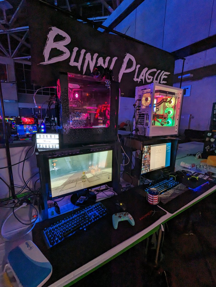 Alright...we're finally set up and ready for the weekend. 🧡 #dhdallas