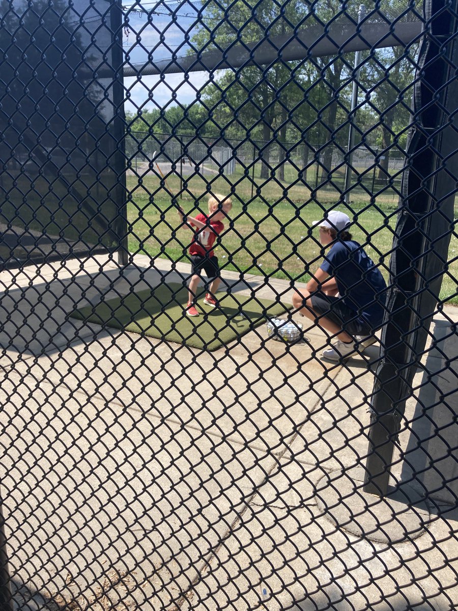 Excited to have my kids taking golf camp with ⁦<a href="/LNKCityGolf/">Lincoln City Golf</a>⁩ and learning from ⁦<a href="/UNLPGM/">UNL PGA Golf Management</a>⁩ sophomore Jake!