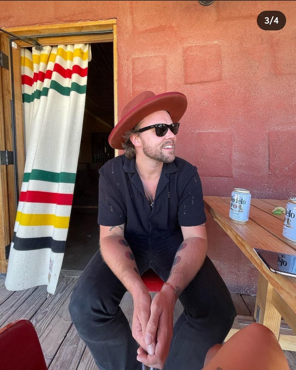 Ashirwin26's tweet image. Its my birthday bitches 💕