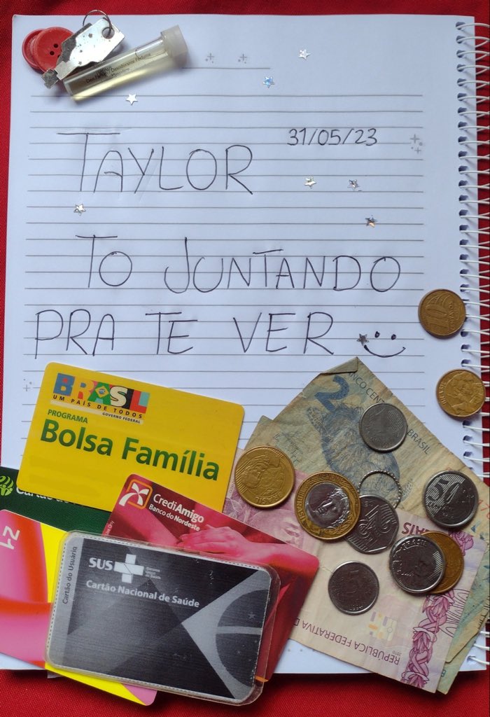jhonata____'s tweet photo. taylor no brasil amo mttt https://t.co/v7oZ15LMyY