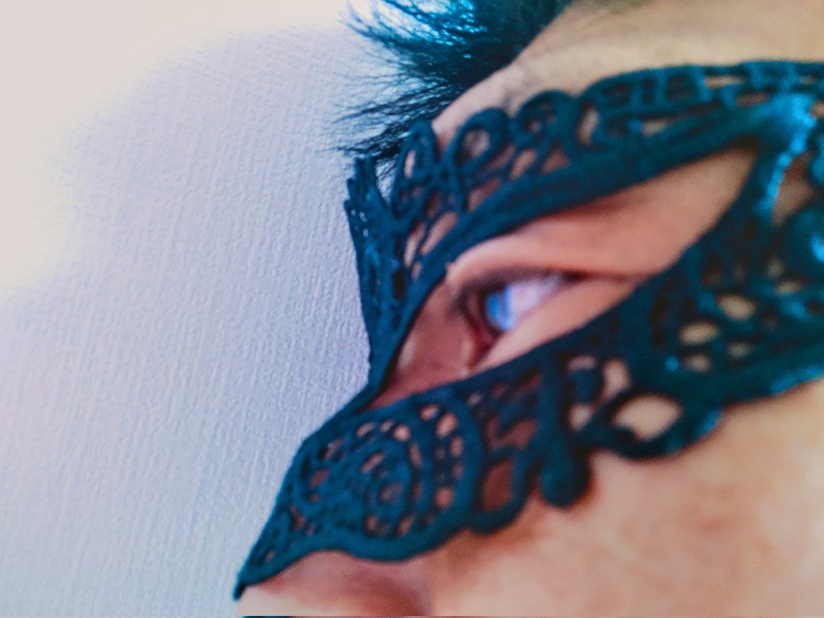 tatsuorgasm's tweet photo. Tonight is Masquerade Night😎 https://t.co/Tk0H7ouGu5