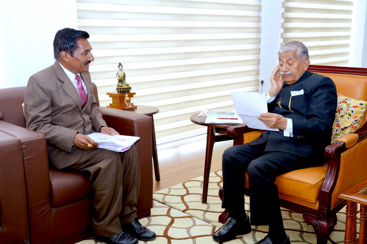 The Executive Director NHIDCL, Padam Kumar called on the Hon’ble Lt. Governor Brig (Dr) BD Mishra at Raj Niwas today and apprised of the progress of Projects bring carried out by them in Ladakh including the crucial Zoji-la Tunnel Project and Kargil-Zanskar road.