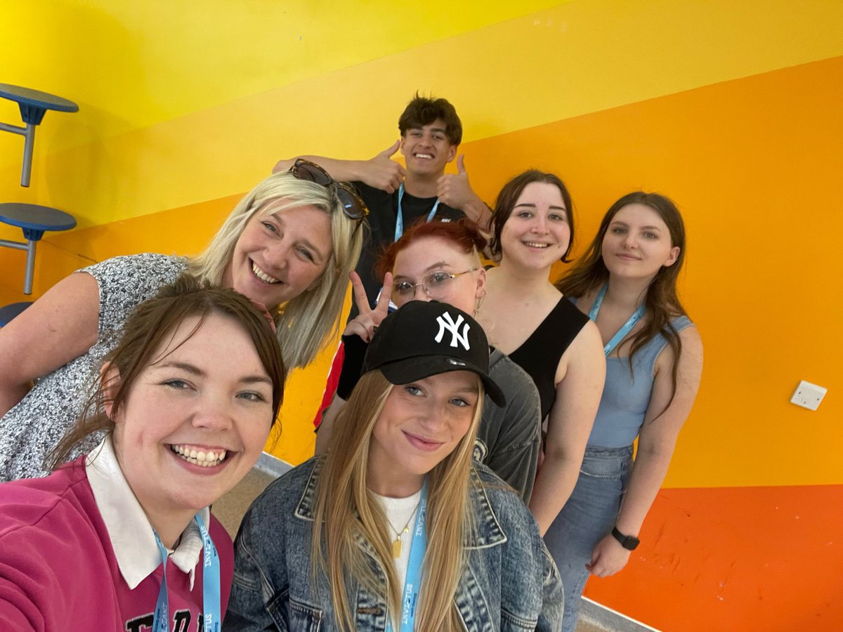 InvictusWbeing's tweet photo. And thatโs a wrap!
What another AMAZING week at #TryHigh Holiday Club at Warley Road Primary Academy.
44 children have come each day for an action packed week of sport, creative activities, quizzes, healthy food and much much more!
Thanks to all who make these possible!
#HAF23 https://t.co/sk7qqN9GsE